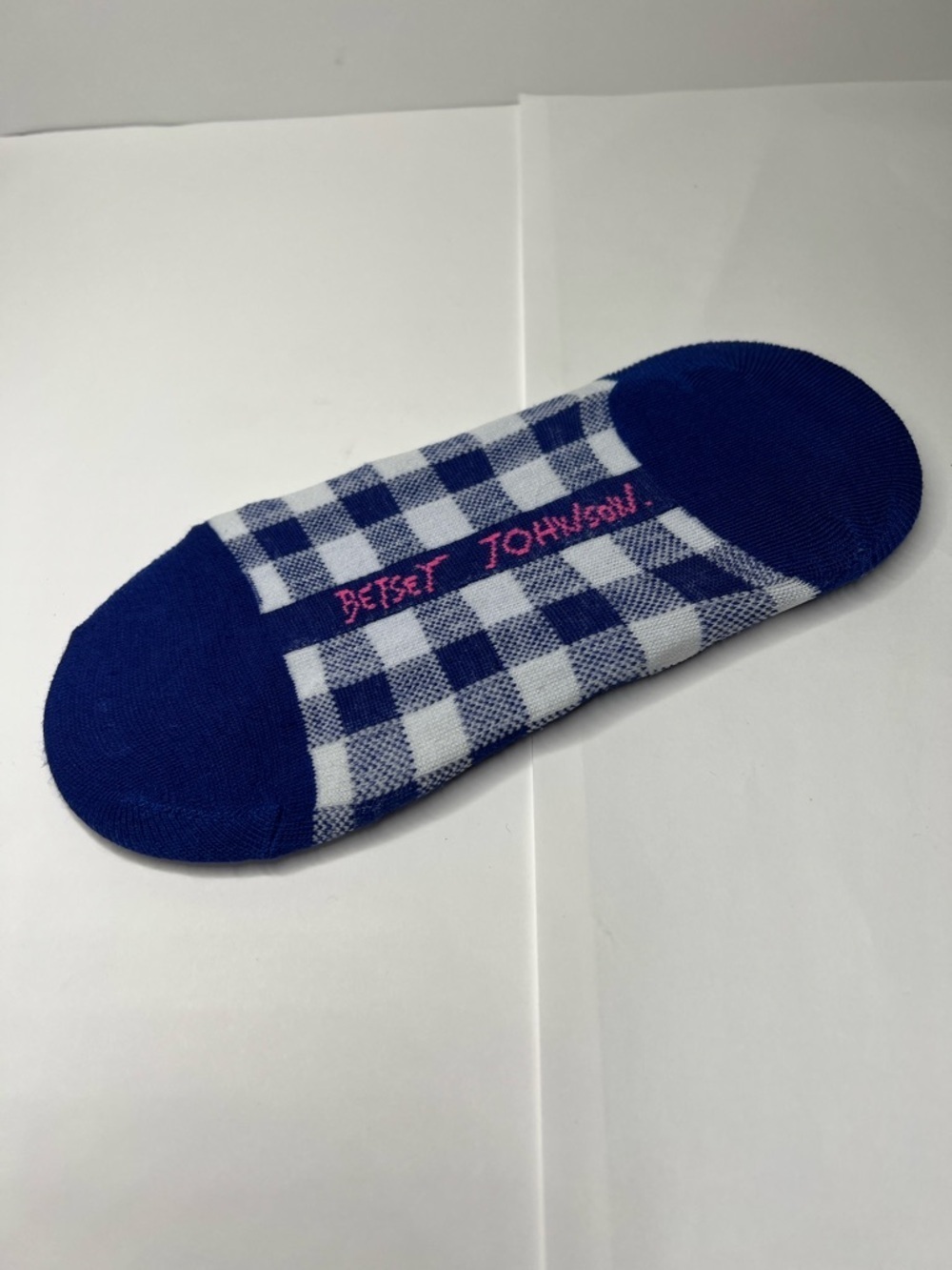 Betsey Johnson Sz M blue and white gingham check no-show liner socks - New